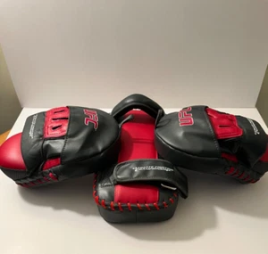 ufc hitting pads punching kicking training pads boxing fighting - Picture 1 of 8