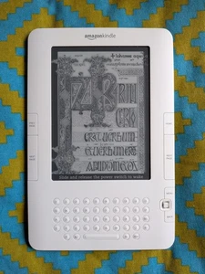 Amazon Kindle D00511 Vintage E-Reader. 2GB. Kindle 2, White, 2nd generation - Picture 1 of 6
