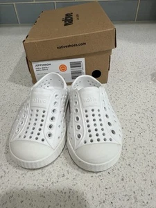 Toddler Natives Shoes; White Toddler Size 4; New In Box - Picture 1 of 5