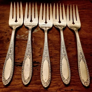 Oneida Silverplate RAMONA LAKEWOOD BRENTWOOD 5 Salad Forks ART DECO 1928 - Picture 1 of 6