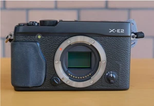 Fujifilm X-E2 16.3MP Mirrorless Digital Camera Black English SD - Picture 1 of 6