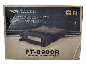 Transceptor FM móvil de cuatro bandas Yaesu FT-8900R - Imagen 1 de 8