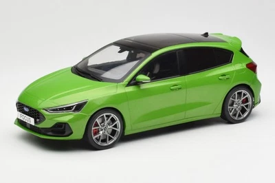 MCG18452 Ford Focus ST Green MCG 1/18 - Immagine 1 di 4