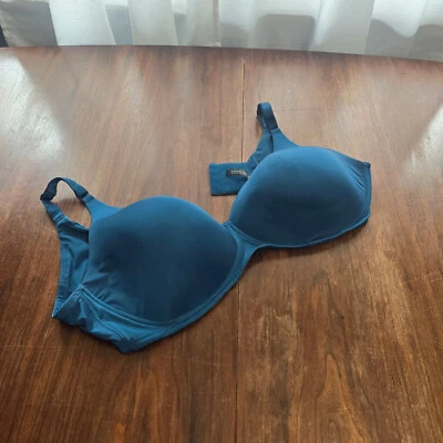 Torrid Curve 360 Back Smoothing Wireless Push Up Plunge Bra green 44DDD - Image 1 of 4