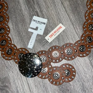 True Religion Moroccan Brown Faux Leather Belt Rivet Silver Concho Medallion M L - Picture 1 of 10