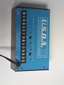 HENRY ENGINEERING U.S.D.A 2X4 UTILITY SUMMING & DISTRIBUTION AMPLIFIER - Picture 1 of 4
