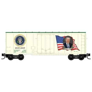 New! Micro Trains 40’ Standard Box Car Donald J. Trump Presidential Car N Scale - Picture 1 of 2