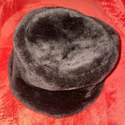 Everett  Vintage  Brown Wool Mod Cloche Bucket Hat Winter Warm Woman’s - Image 1 of 4