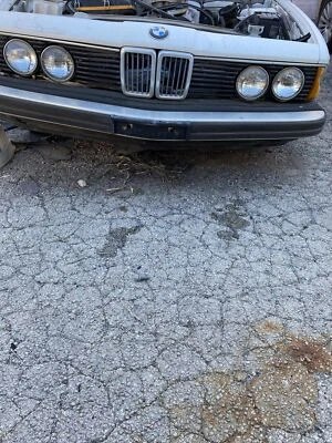1983 BMW 733i Front End, Headlights Grill - Image 1 of 4