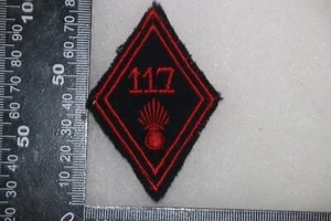OLDER FRENCH ARMY 117TH REGIMENT INFANTRY ARM LOSSANGE BADGE - Picture 1 of 2