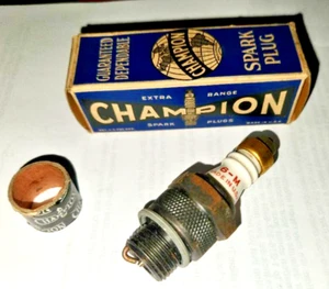 NOS CHAMPION 6M SPARK PLUG HARLEY DAVIDSON HIT OR MISS - Foto 1 di 2
