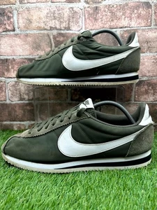 Nike Clásico Cortez Nylon 807472-300 Entrenador Hombres Reino Unido 10 Carga Caqui Zapatos con Cordones - Imagen 1 de 11