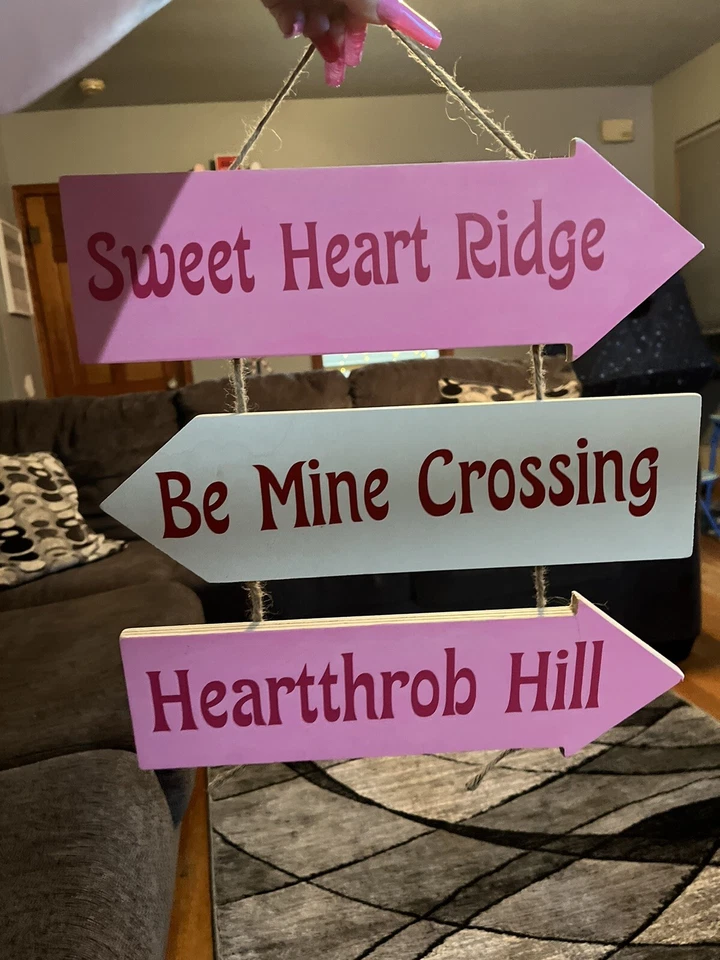 Decoración de flecha de San Valentín Foto 1 de 1