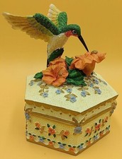 Ruby Throated Hummingbird Musical Trinket Box Vintage 2001