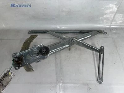 Elevalunas delantero derecho Daihatsu Cuore IV L501 P8212598 - Imagen 1 de 4