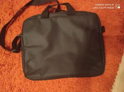 Standard Notebook Tasche | schwarz | bis 40 cm (15,6") | NEU - Bild 1 von 3