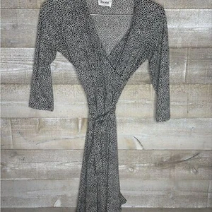Vestido envolvente blanco y negro pequeño Leota New York Petite vestido de oficina carrera - Imagen 1 de 3