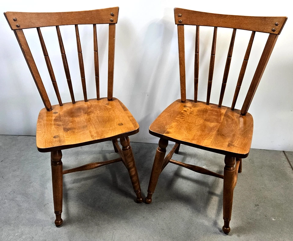 Juego De Colección De 2 Sillas De Comedor Ethan Allen Heirloom Nuez Moscada Arce 10-6000 Foto 1 de 4