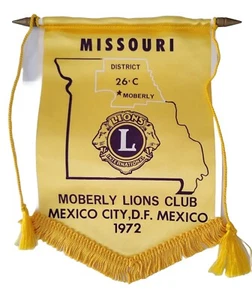 Vintage Lions Club International Banner Flag MISSOURI Moberly Mexico City 1972 - Picture 1 of 10