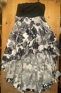 Speechless schwarz-weiß geblümt Übergröße 20 kurz vorne lang hinten festliches Kleid - Bild 1 von 20