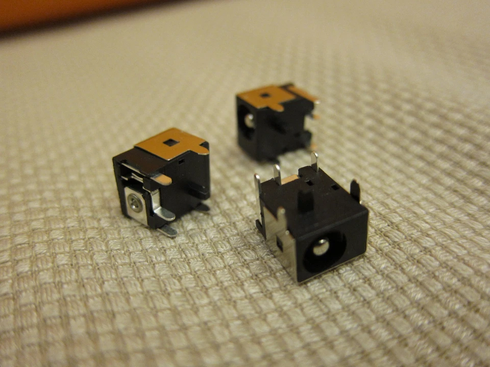 DC Power Jack For Averatec 3300 (E1200) 6210 - Image 1 of 1