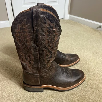 NWOT Lucchese Men’s Size 10 Rusty Western Boot.  Model M0028.  Retail $400 - Photo 1/4