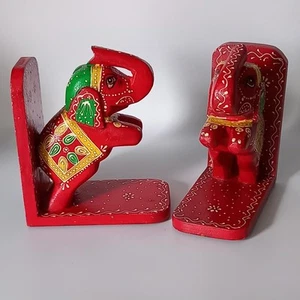 VINTAGE HANDMADE & HAND PAINTED ELEPHANT BOOKENDS. - Picture 1 of 11
