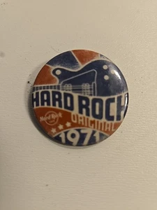 Vintage 1971 Hard Rock Cafe Pinback Button USA Original Rare Collectible - Picture 1 of 4