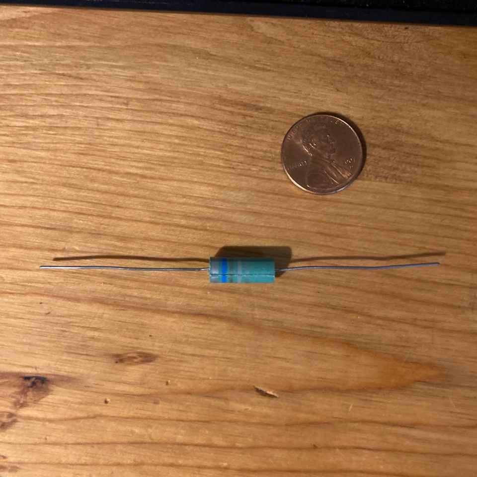 Inductor estrangulador moldeado 6,8 uH 10 % - 5 piezas Foto 1 de 1