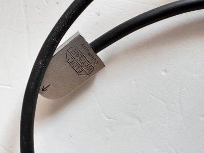 #31431 - Leica E.Leitz Wetzlar Leica Flash Sync Cable for m2, m3 - Image 1 of 2