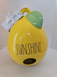 Rae Dunn YELLOW SUNSHINE Birdhouse Colección Artesana Por Magenta Nuevo - Imagen 1 de 6