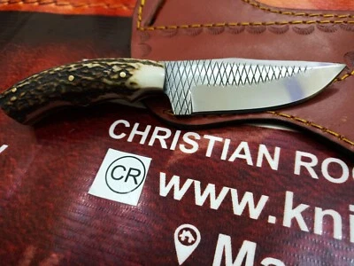 CUCHILLO VAQUERO DESOLLADOR PERSONALIZADO FORJADO A MANO CON MANGO DE CIERVO Y FUNDA Foto 1 de 4