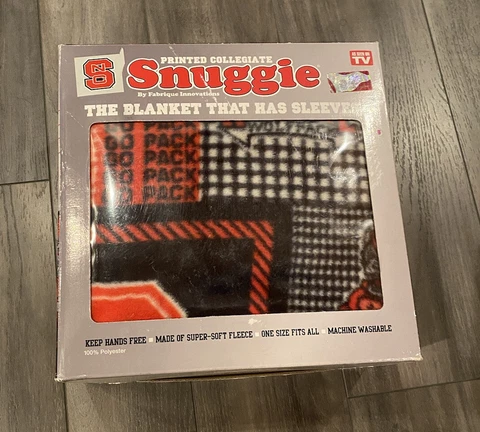 North Carolina State Snuggie Blanket. Vintage 2010 Sealed Unopened Blanket. RARE Cover