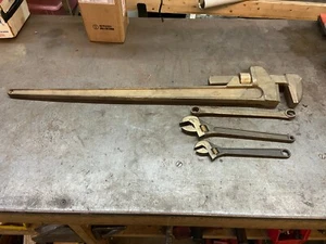 AMPCO W-216 48 INCH PIPE WRENCH, ADJUSTABLE WRENCHES AND BOX WRENCH - Picture 1 of 5