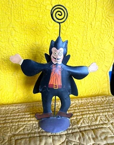 Count Dracula Halloween metal figurine card holder - Picture 1 of 5