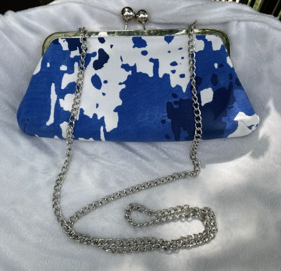Donna Dixon Handbag Purse Blue Small Shoulder Crossbody Chain Canvas Kiss Clasp - Image 1 of 4