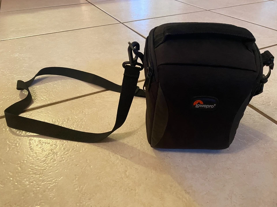 Lowepro Camera Bag 8" x 6" x 5"  - Image 1 of 3