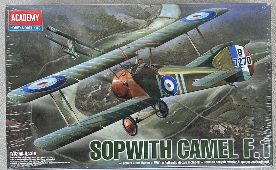 Plastic Model Kit 1/32 Sopwith F1 Camel Aircraft Academy 12109