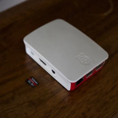 Raspberry Pi 3 Model B Single-Board Computer + 128GB SD Card + Case - Image 1 of 4