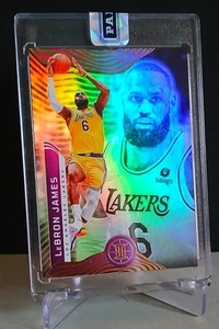 🔥LeBron James🔥2021-22 Panini Illusions HOLO #96 - SEALED  - Bild 1 von 2
