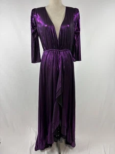 Neu mit Etikett Retrofete Flora Maxi Wickelkleid lila metallic Größe Large TT-1952 Plissee - Bild 1 von 12