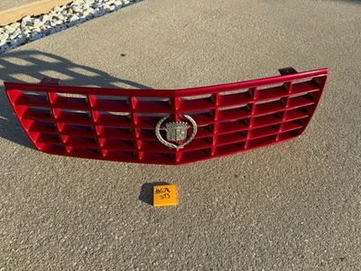 Оригинальная передняя решетка в сборе красный оттенок для седана Cadillac STS Seville 1995-1997 годов выпуска - Изображение 1 из 4
