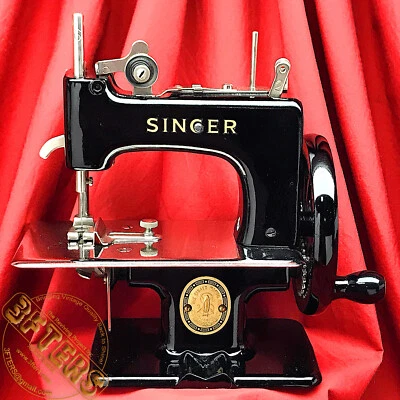 SINGER SEWHANDY 20 Child Toy Sewing Machine 20-10 Restored & Serviced by 3FTERS - Image 1 of 4