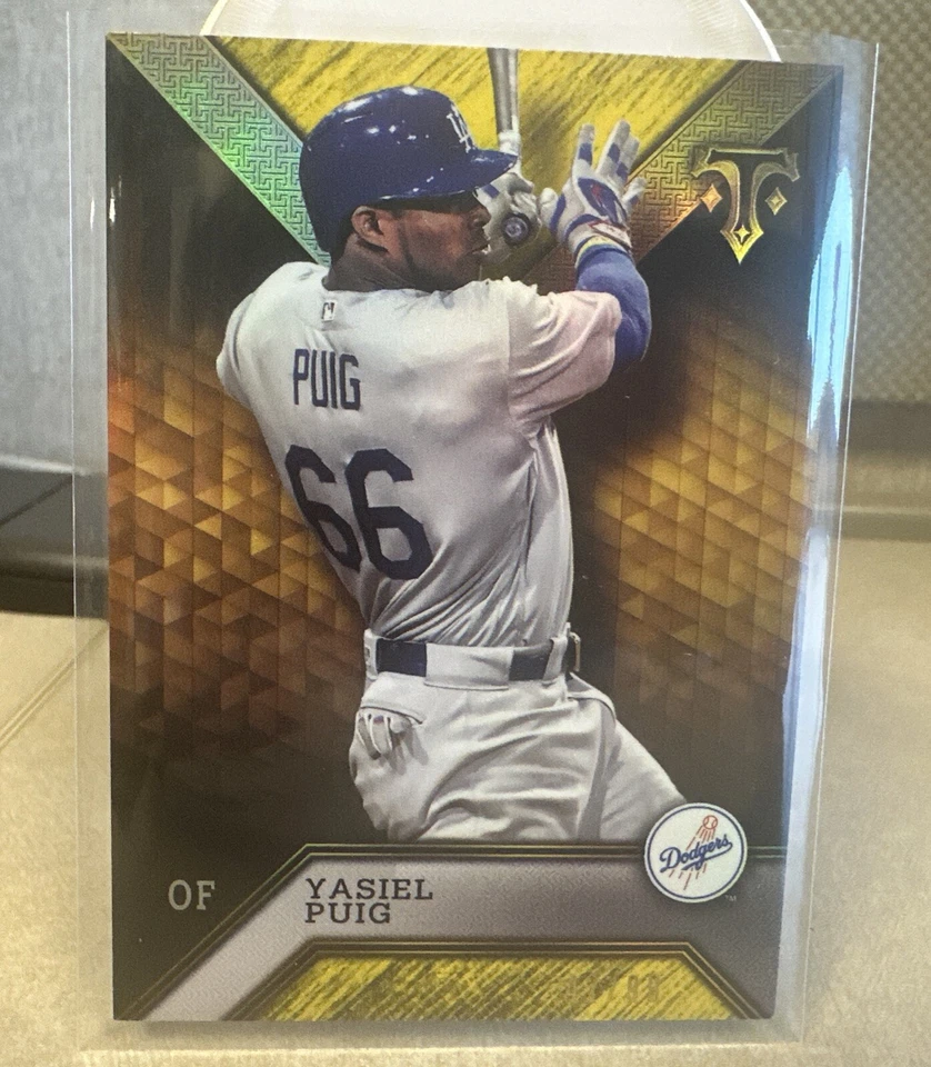 2016 Topps Triple Threads - Yasiel Puig #20 - Gold Refractor 42/99 - Dodgers - Image 1 of 3