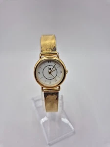 Montre quartz pour dame LIP ronde bracelet réglable et boîtier en acier doré - Picture 1 of 10