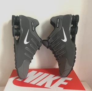 Shox NZ Avenve grigio nero taglia 6 UK / 40 EUR / 7 US - Foto 1 di 19