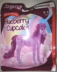Schleich Bayala Sammlerstück Einhorn BLUEBERRY CUPCAKE Figur. 70738. Rosa NEU - Bild 1 von 2
