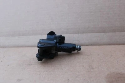 01 02 03 2001 2002 2003 Suzuki Gsxr 750 Front Brake Master Cylinder Oem DAMAGED - Image 1 of 4