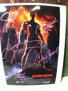 Cast of Daredevil autograph photo 5 signatures - Picture 1 of 6