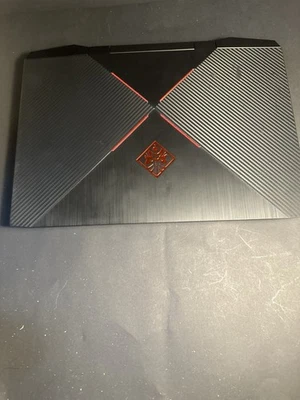 HP Omen 15 Gaming Laptop I5 9gen GTX 1650 256m.2 SSD Windows 11 16GB RAM 1TB - Bild 1 von 4